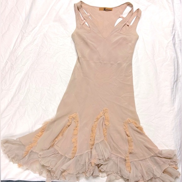 Authentic John Galliano Silk Dress | Stunning Fit | Paid $8500
Size Small- S - Picture 4 of 10